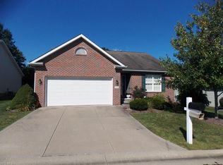 1610 Presidents Sq, Louisville, OH 44641