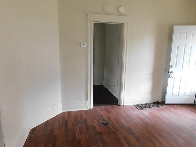 186 Hubbard St #2 — Photo 3