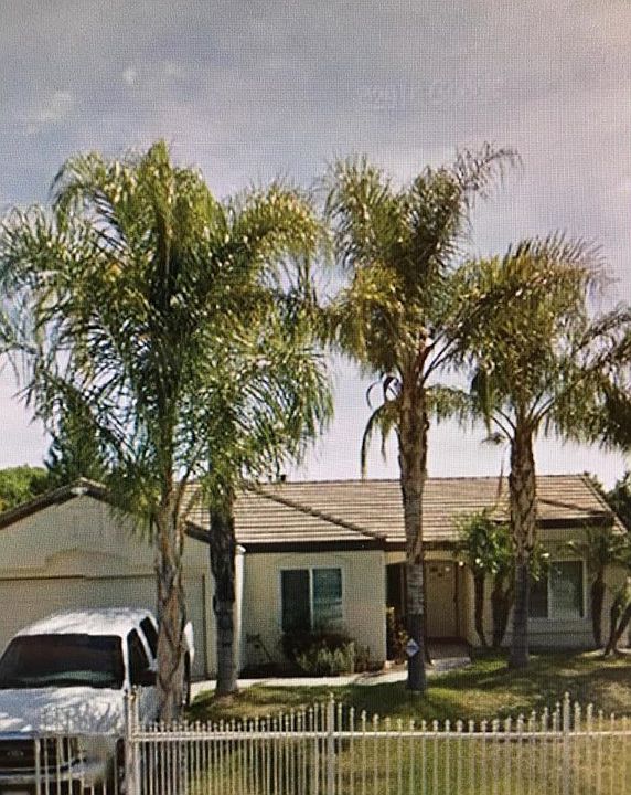 1st image of 4575 N Mayfield Ave