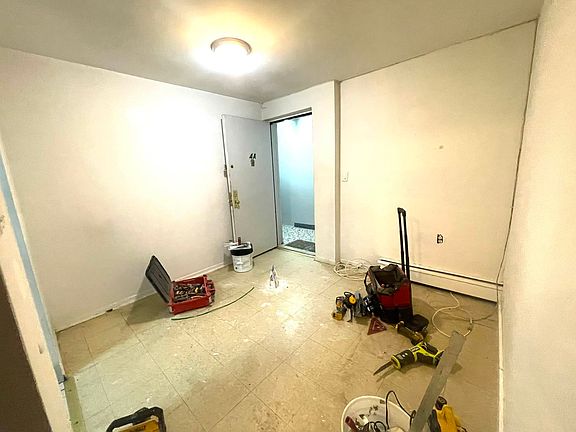 4th image of 144-40 Roosevelt Ave #4A