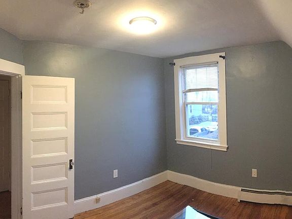 4th image of 12 Plymouth St