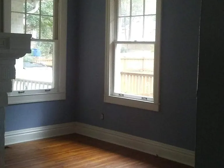 90 2nd Ave SE — Photo 3