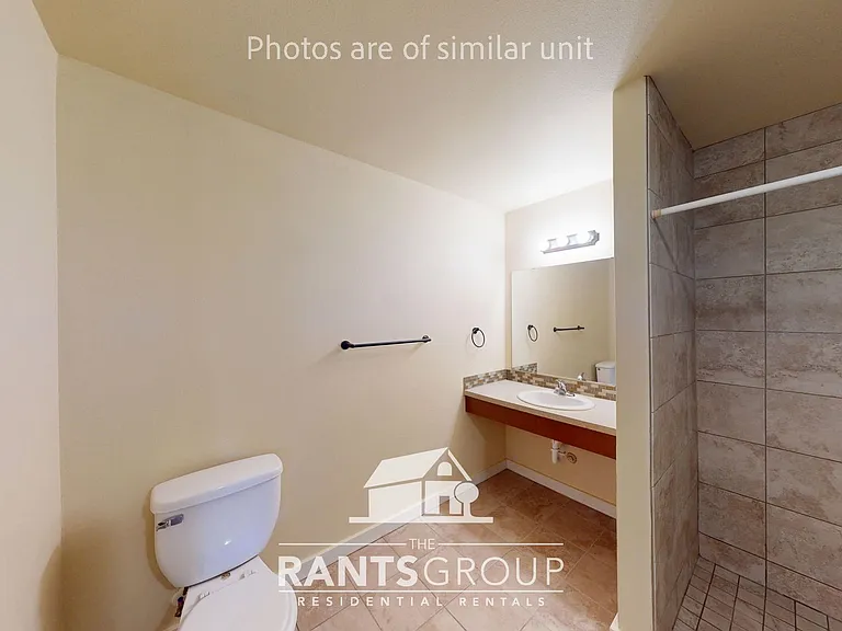 304 Longmire St SE #107B — Photo 18