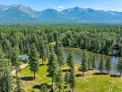 12862 Rainbow Dr, Bigfork, MT, 59911