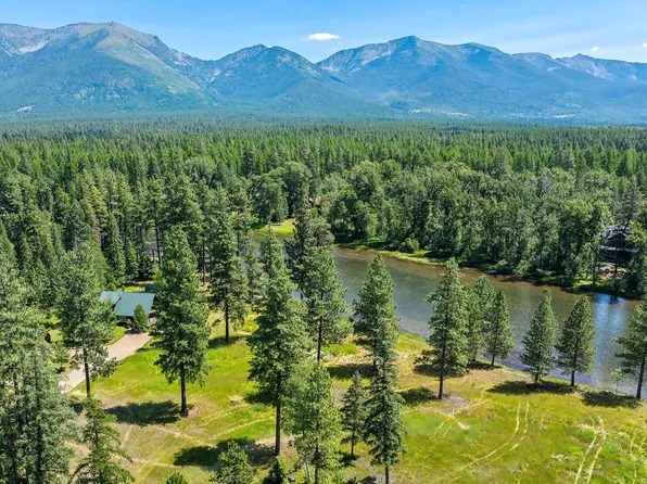 12862 Rainbow Dr, Bigfork, MT 59911