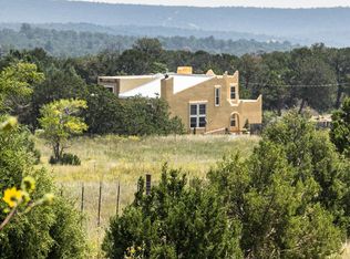 90 McGinnis Rd, Tijeras, NM 87059