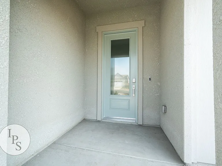 2139 N Osmun Ave — Photo 3