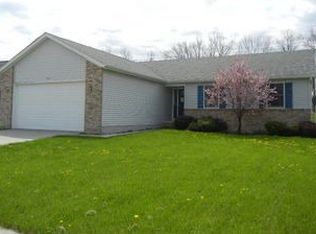 1105 Emerald Ct, Marysville, MI