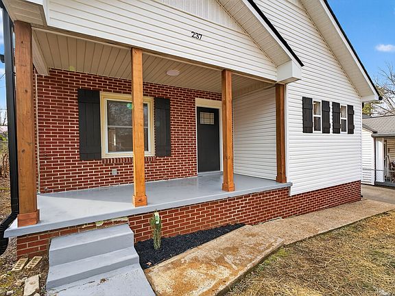 3rd image of 237 Mockingbird Dr