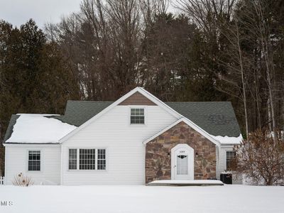 1085 W Mountain Road, Queensbury, NY, 12804