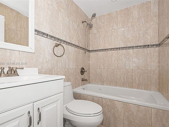 3rd image of 2545 NE 207th St #0