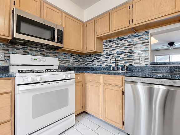 3rd image of 2715 Grange Ct #2715