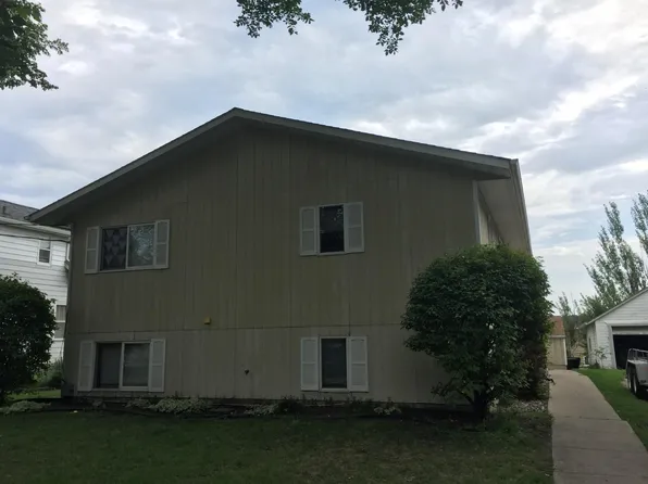 817 1st St N #3, Fargo, ND 58102