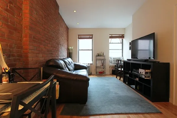 Rented by Citi Habitats | media 22