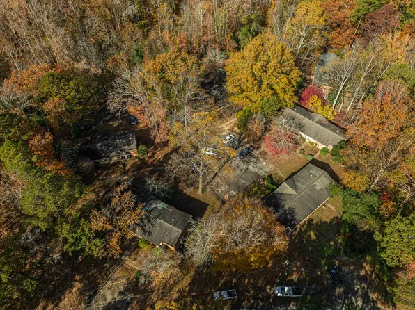 400 Tanglewylde Dr, South Boston, VA 24592