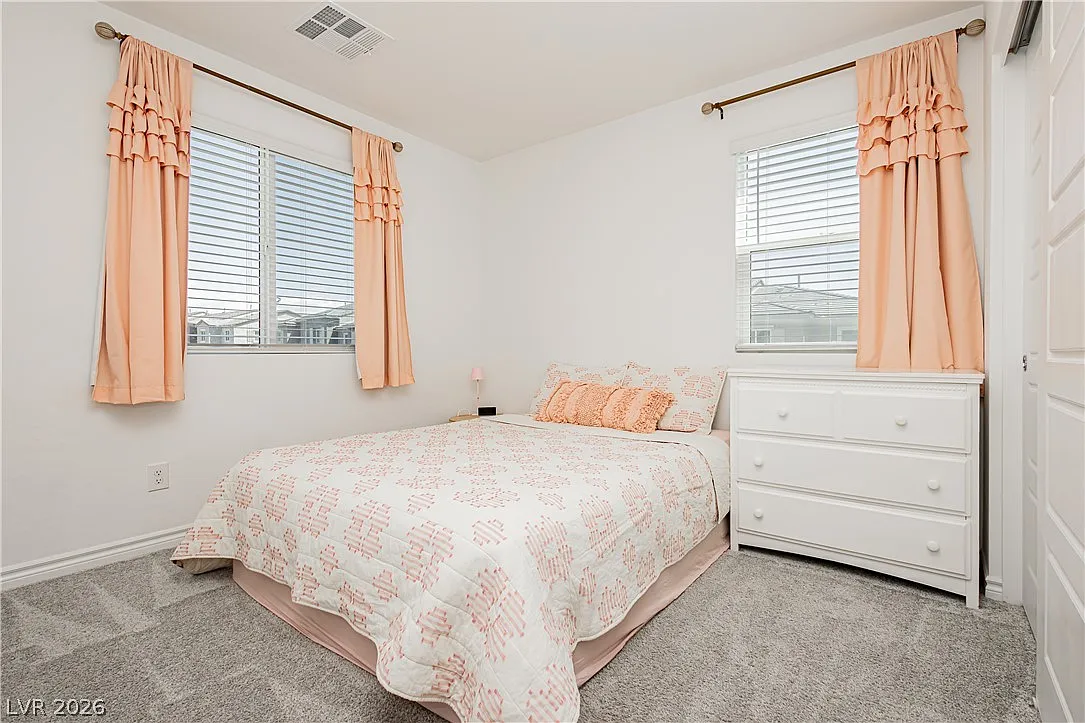 3 bed, 2.5 bath, 1475 sqft, $2,250 — Photo 4