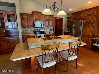 4th image of 1625 Northridge Dr Unit 212