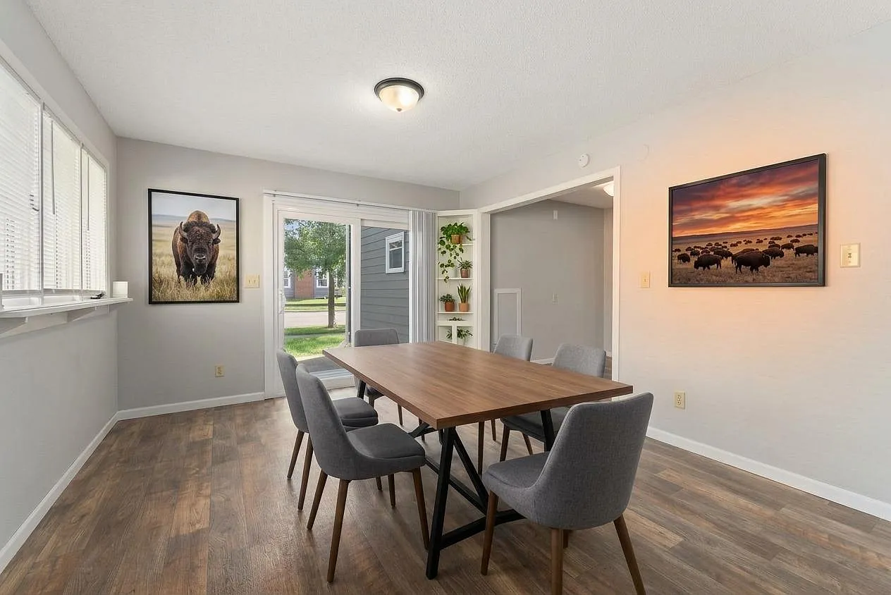 2 bed, 1236 sqft, $1,399 — Photo 1