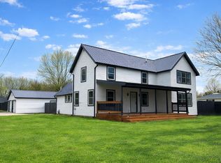 202 E Main St, Matthews, IN 46957