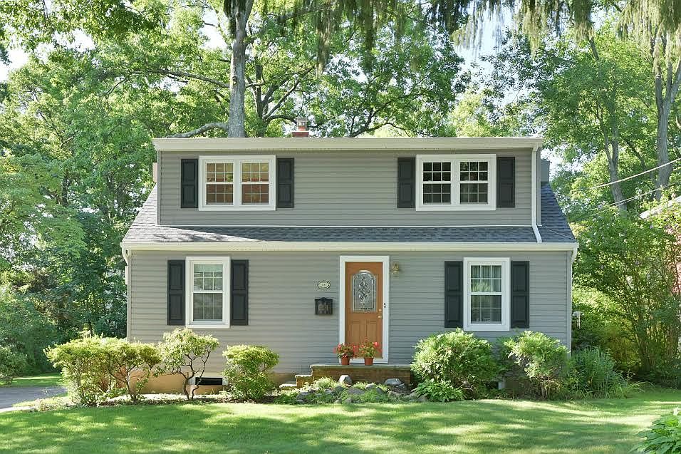 1st image of 96 Bergen Ave