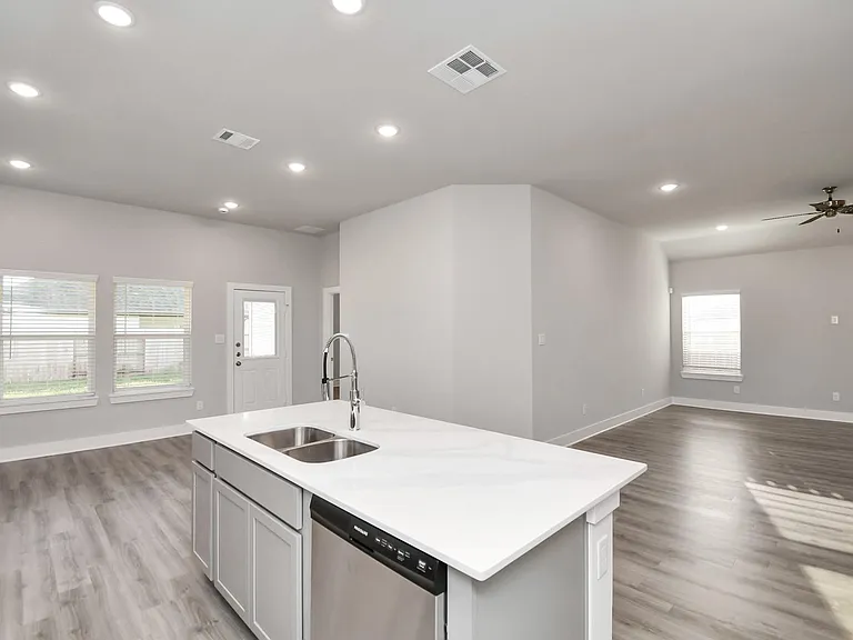 7510 Terramar Bay Ln — Photo 6