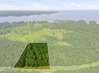 125 Merrimon Bay Drive, Beaufort, NC 28516
