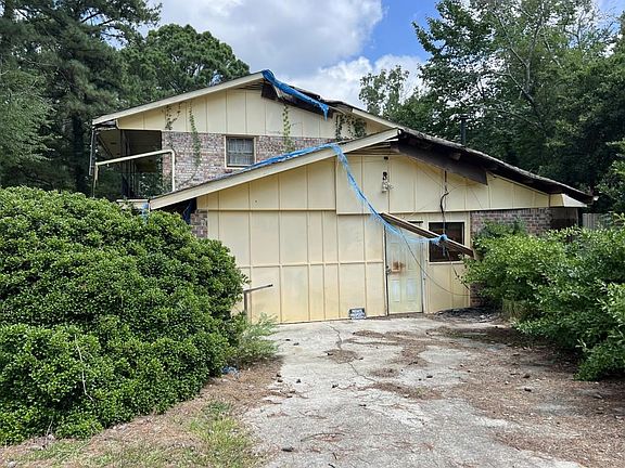 4th image of 356 Greenwood Dr