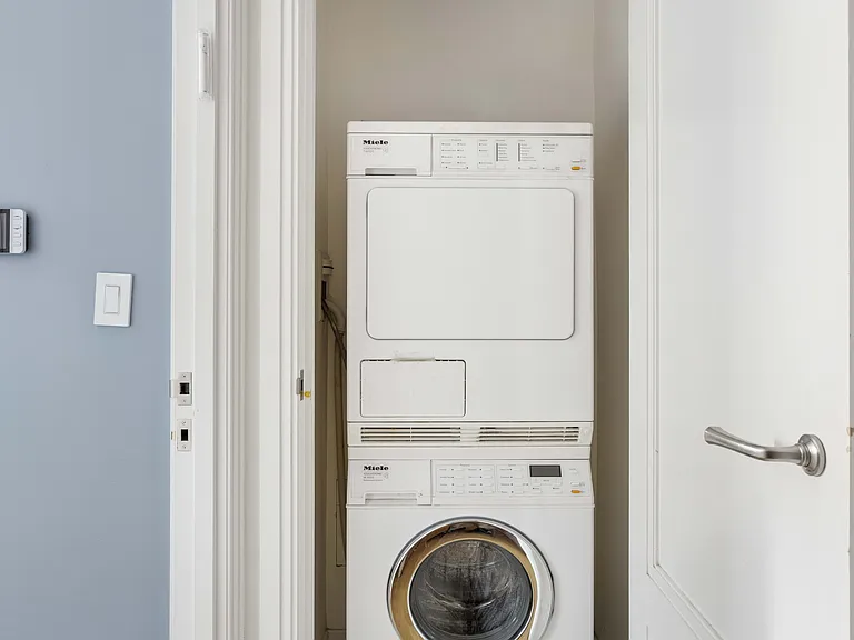 40 E 66th St #4C — Photo 14