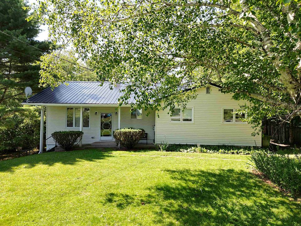 1st image of 110 Maple Blvd
