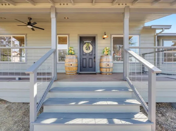 3085 Arrowhead St, Copperopolis, CA 95228