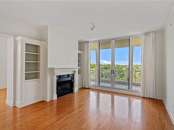 5th image of 501 N Swim Club Dr Penthouse A