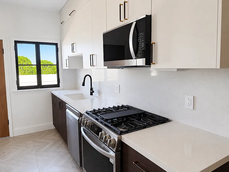 8812 Rangely Ave #2 — Photo 11