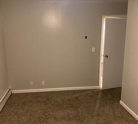 4th image of 204 Bayside Ave #B