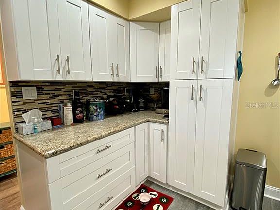 3rd image of 7400 Sun Island Dr #104