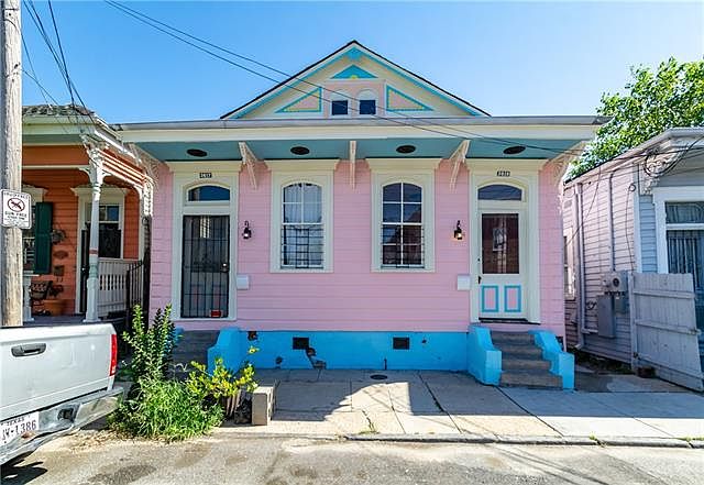 1st image of 2617-19 Burgundy St