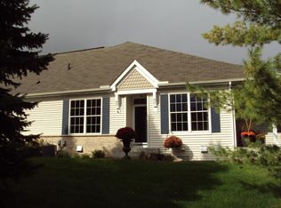9777 Picket Dr, Eden Prairie, MN 55347