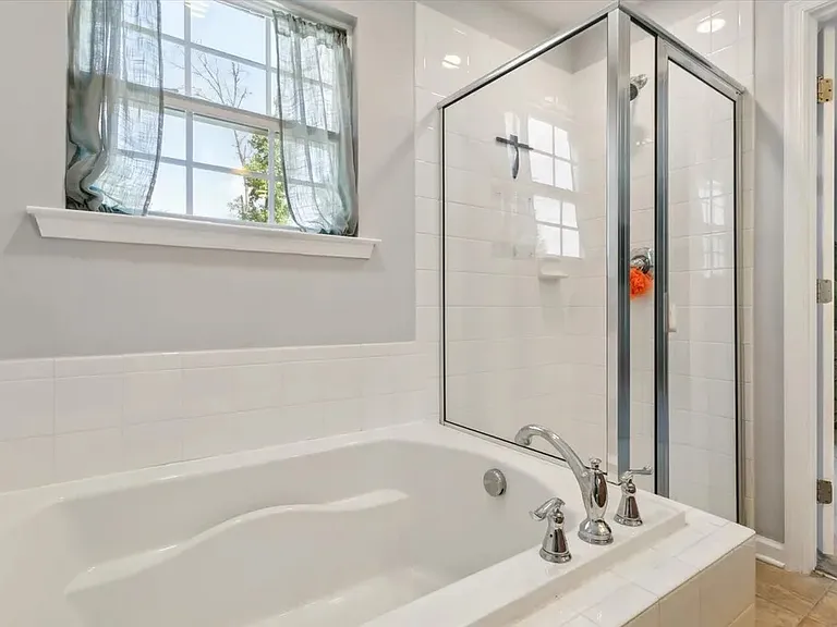 622 Newman Dr — Photo 18