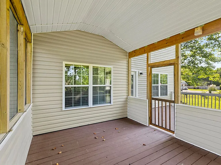 400 Mossy Oak Ln — Photo 25