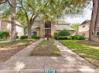14202 Muirfield Ln, Houston, TX 77095