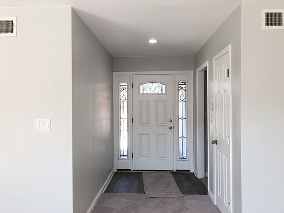 3rd image of 11466 Kagel Canyon St