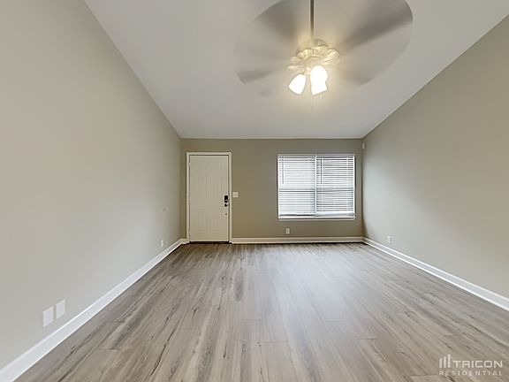 3rd image of 2919 Boyle Ct