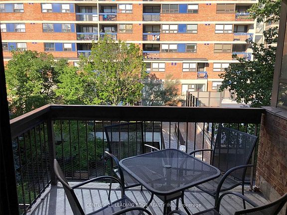 5th image of 49 McCaul St #461