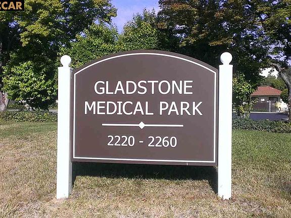 2nd image of 2260 Gladstone Dr Suite 8