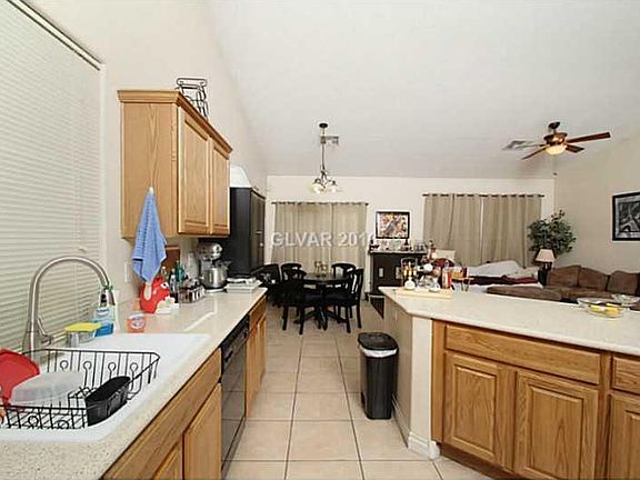 5th image of 3879 Pumpkin Creek St