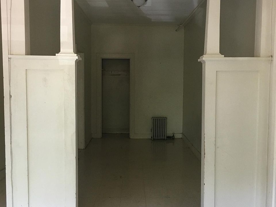 44 Central Sq Keene NH Zillow