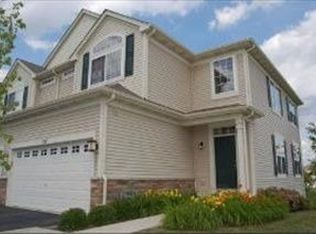 557 Telluride Dr, Gilberts, IL 60136