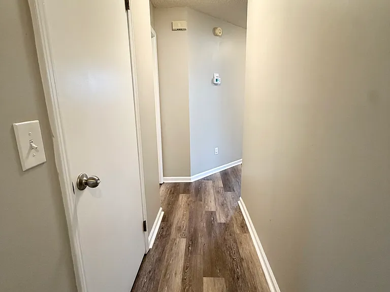 14174 Hampton Falls Dr N — Photo 35