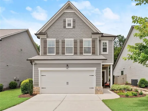 5914 Watersdown Way, Flowery Branch, GA 30542