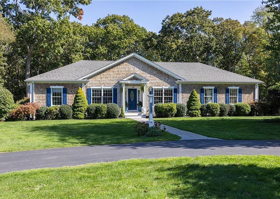 1st image of 396 Congdon Dr