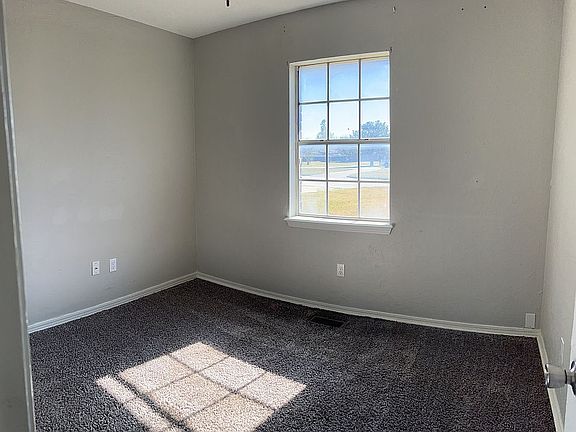 5th image of 603 Crestmoor Dr